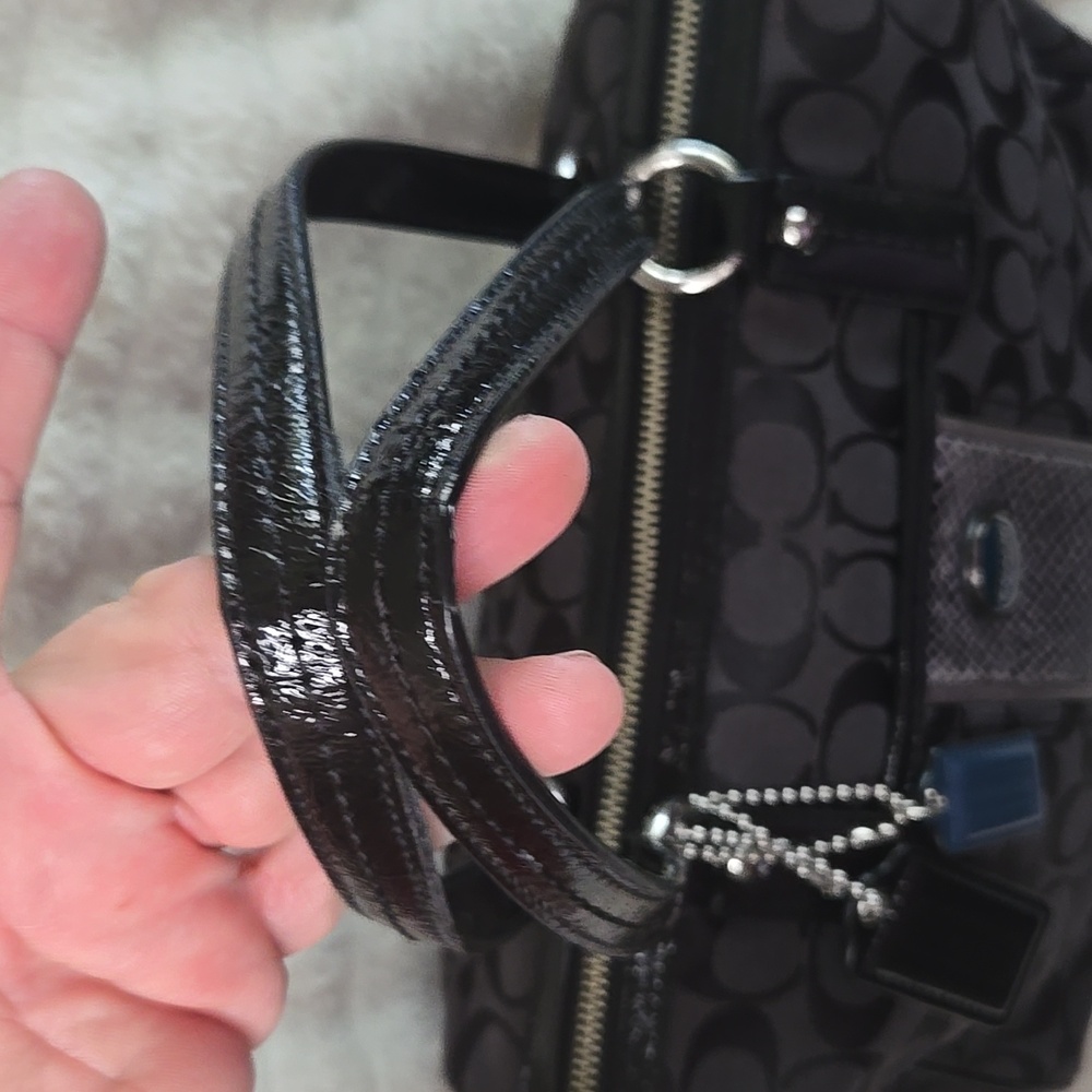 Coach Signature Satchel 2013 EUC Two Hangtags - Picture 4 of 11